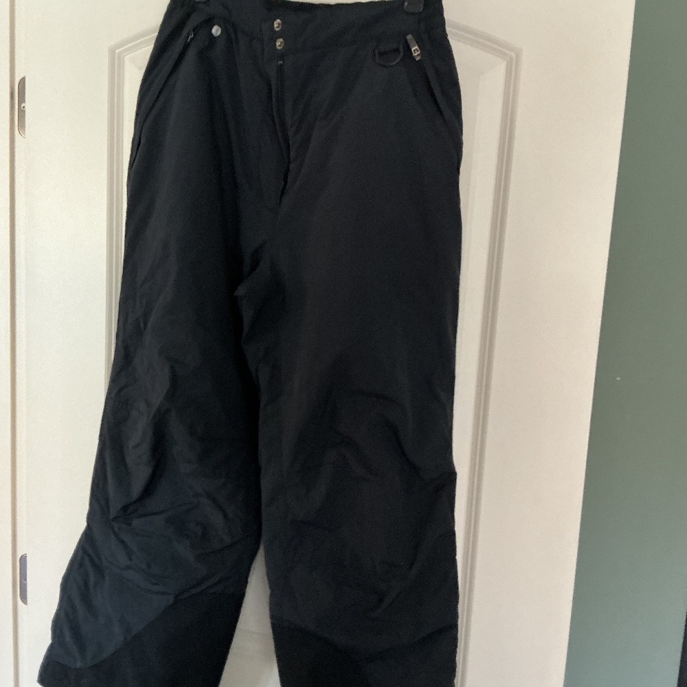 Women’s ski pants